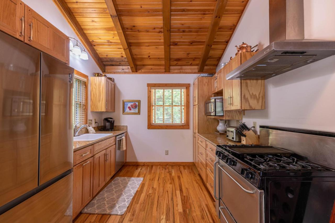 Knotty Pine Villa West Jefferson Luaran gambar
