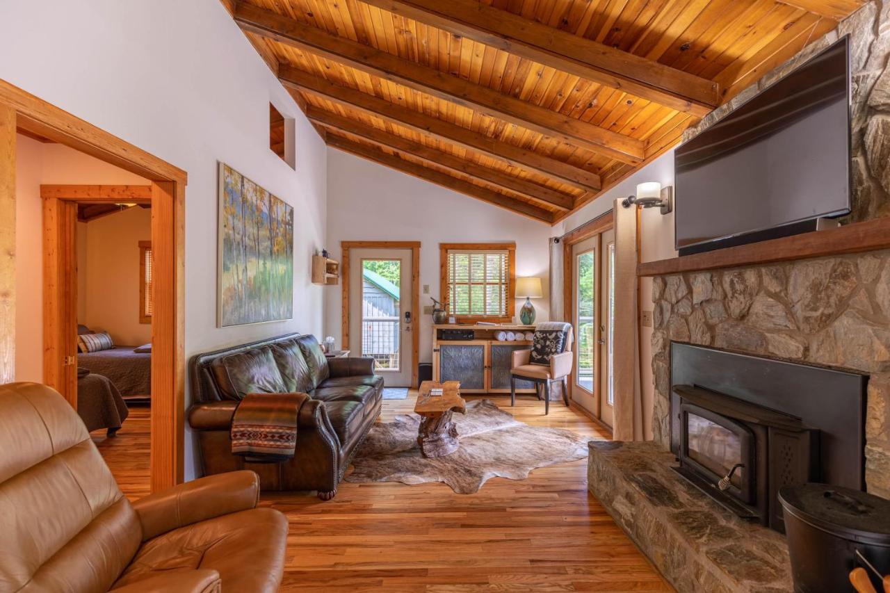 Knotty Pine Villa West Jefferson Luaran gambar